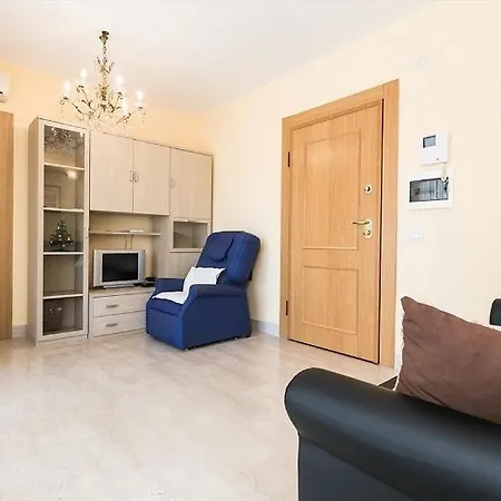 Altamira 2000 By Gabriella Apartment *