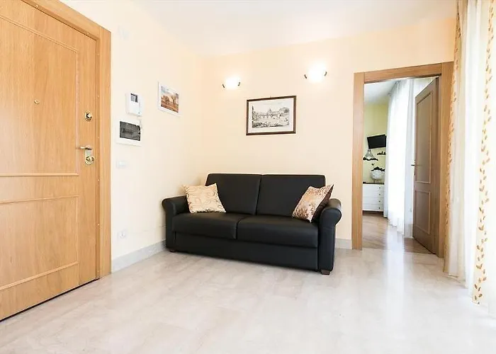 Altamira 2000 By Gabriella *