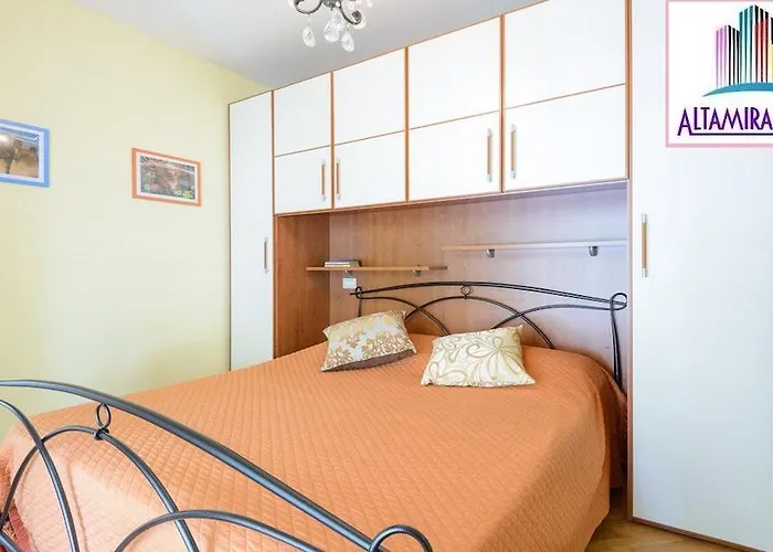 Altamira 2000 By Gabriella Rome